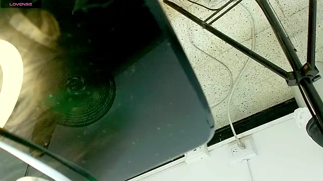 Snapshot of Selene__Luna chatting on 12, 4, 2026 Selene Luna online show from 12, 4, 2026