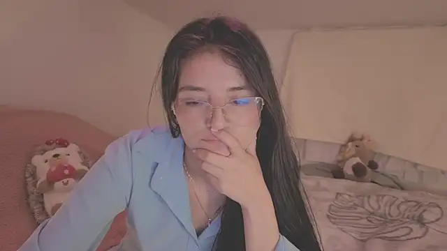 Snapshot of AMELIEEEX chatting on 2, 4, 2026 AMELIEEEX online show from 2, 4, 2026