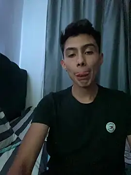 Snapshot of jmaxter chatting on 8, 4, 2026 jmaxter online show from 8, 4, 2026