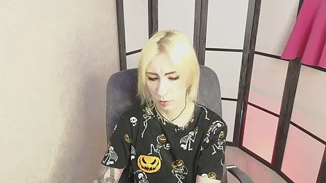 Black Orchides online show from 15, 7, 2026