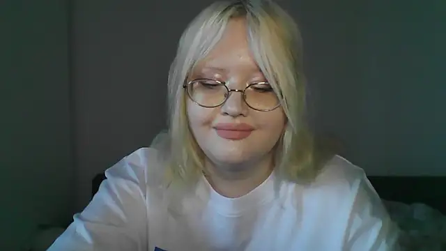 Elayne Sweet online show from 30, 4, 2026