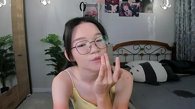 Snapshot of syuri_sun chatting on 16, 7, 2026 syuri sun online show from 16, 7, 2026