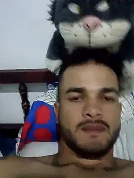 Nicolas Moncadas online show from 4, 5, 2026