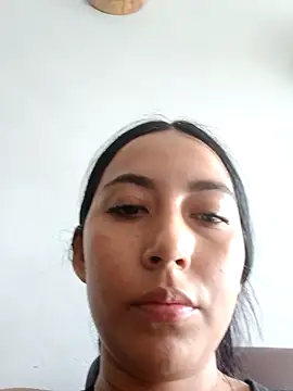 Snapshot of Ann_Houston chatting on 5, 5, 2026 Ann Houston online show from 5, 5, 2026