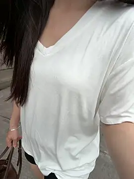 Xiaoyunduo1 online show from 18, 5, 2026