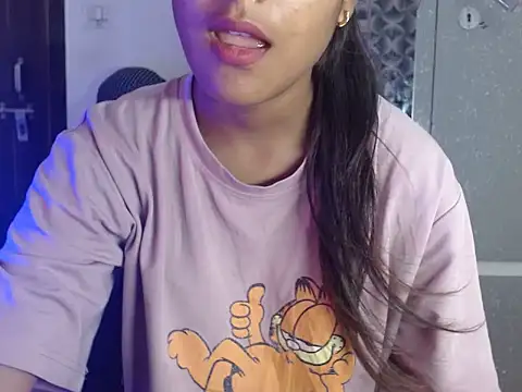 Nora81 online show from 17, 4, 2026