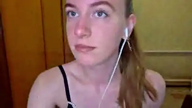 DonnaKuc online show from 6, 5, 2026