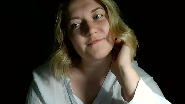 TinaKittyX online show from 8, 5, 2026