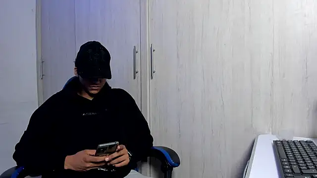 dante martinez online show from 9, 4, 2026