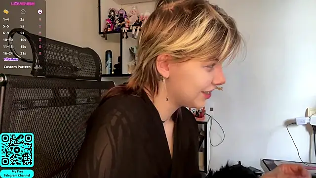 MadalynNosel online show from 24, 4, 2026