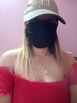 Bristy BigBoobs online show from 17, 4, 2026