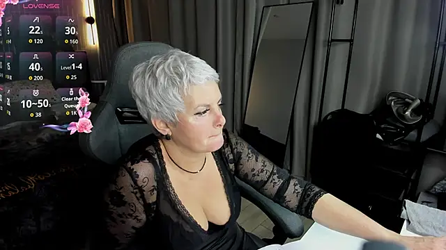 Linda Zef1r online show from 29, 5, 2026