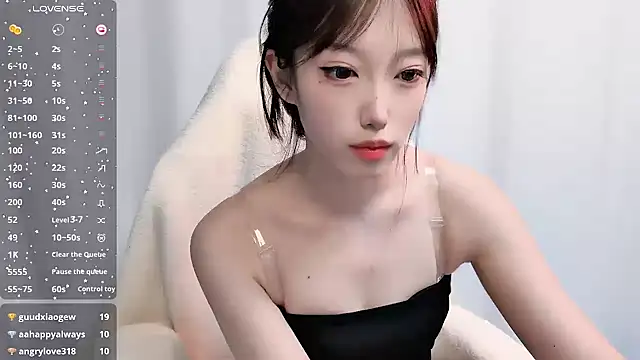 Snapshot of luckyuyu66 chatting on 29, 4, 2026 luckyuyu66 online show from 29, 4, 2026