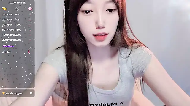 Snapshot of luckyuyu66 chatting on 5, 5, 2026 luckyuyu66 online show from 5, 5, 2026