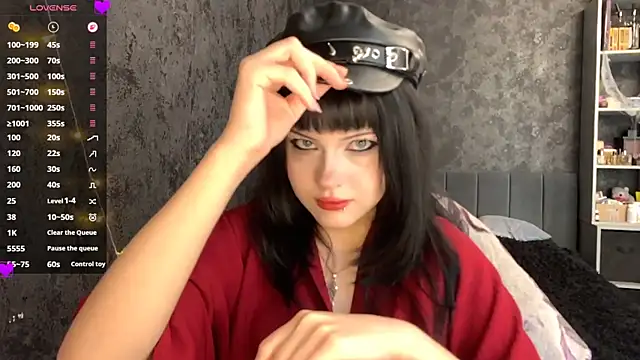 EmilyEmbears online show from 11, 6, 2026
