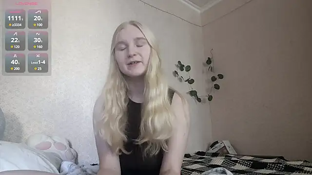 Snapshot of ForwentSeat chatting on 28, 4, 2026 ForwentSeat online show from 28, 4, 2026