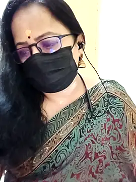 Snapshot of monisha_cam chatting on 17, 4, 2026 monisha cam online show from 17, 4, 2026