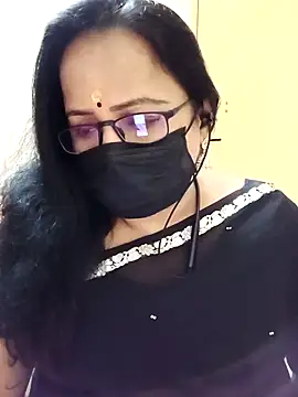 Snapshot of monisha_cam chatting on 18, 4, 2026 monisha cam online show from 18, 4, 2026