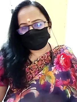 Snapshot of monisha_cam chatting on 29, 4, 2026 monisha cam online show from 29, 4, 2026