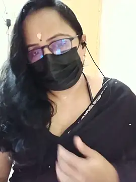 Snapshot of monisha_cam chatting on 16, 5, 2026 monisha cam online show from 16, 5, 2026