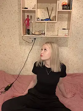 Velunari  online show from 8, 4, 2026