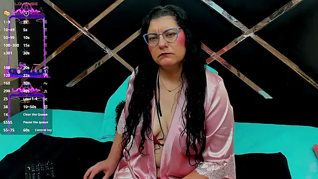 Lila Horney online show from 13, 4, 2026