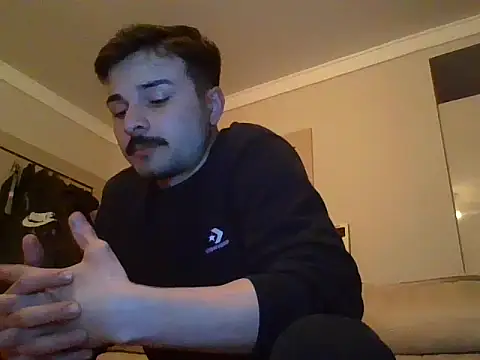 Snapshot of Hayat2Bilet chatting on 2, 4, 2026 Hayat2Bilet online show from 2, 4, 2026