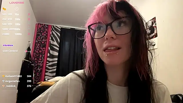 WifeAileen online show from 8, 5, 2026