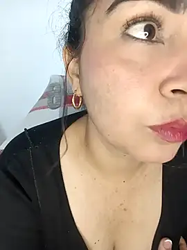 Emily Divi69 online show from 25, 4, 2026