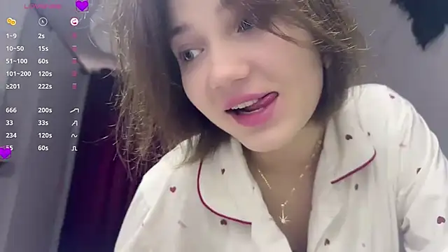 Cute Capricee online show from 19, 4, 2026