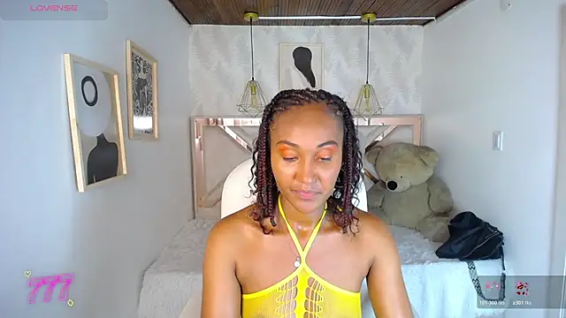 Leomi  online show from 9, 4, 2026