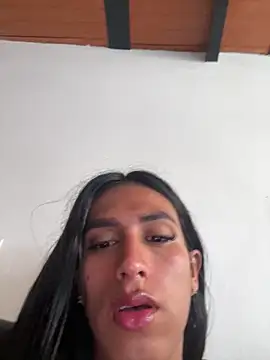 luna duque online show from 27, 5, 2026