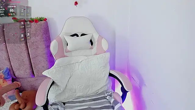 alisson boobs   online show from 2, 6, 2026