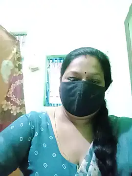 Snapshot of PINKI_024 chatting on 19, 5, 2026 PINKI 024 online show from 19, 5, 2026