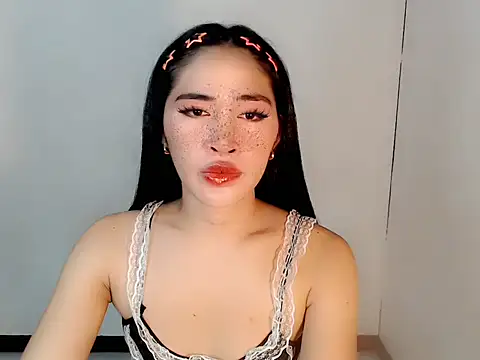 urasiankylie online show from 29, 4, 2026