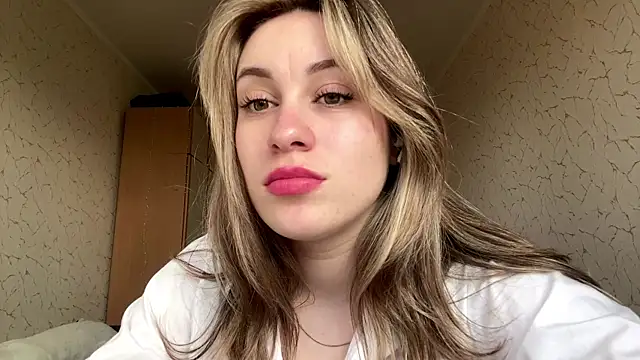 SpringSummers online show from 4, 4, 2026