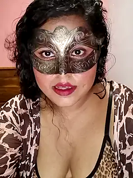 Maskedcurves online show from 6, 6, 2026