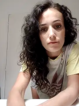 Lolaa92i online show from 9, 4, 2026