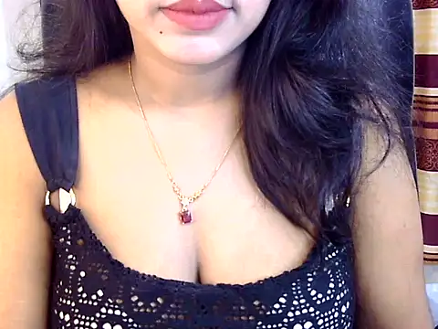 Noor Zarin online show from 4, 5, 2026