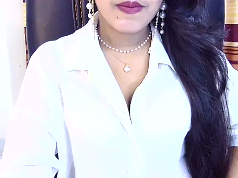 Noor Zarin online show from 5, 5, 2026