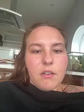 Hollpopss online show from 14, 4, 2026