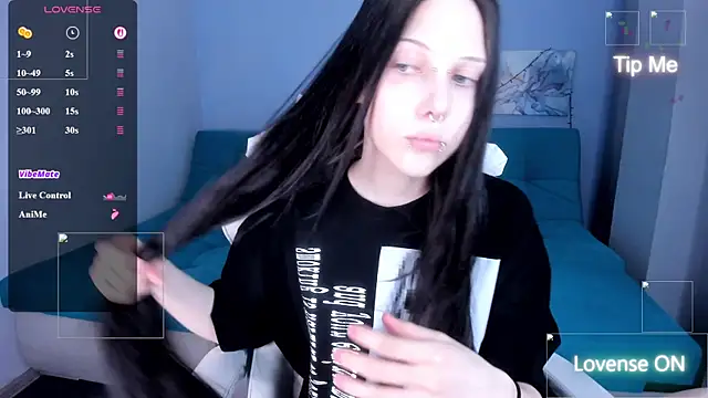 SugarBunny18 online show from 19, 6, 2026