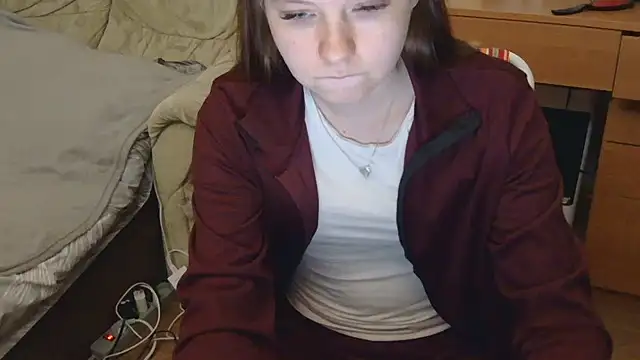 JessicaHolland1 online show from 5, 5, 2026