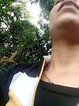 Snapshot of vegonicarouge chatting on 15, 4, 2026 vegonicarouge online show from 15, 4, 2026