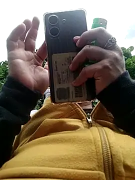 Snapshot of vegonicarouge chatting on 15, 4, 2026 vegonicarouge online show from 15, 4, 2026