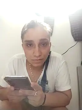 Snapshot of vegonicarouge chatting on 16, 4, 2026 vegonicarouge online show from 16, 4, 2026