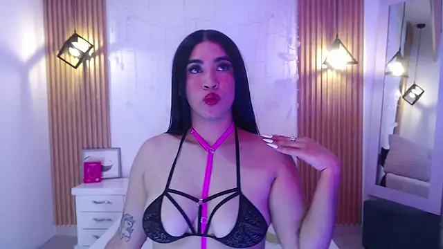 giselslut   online show from 8, 6, 2026