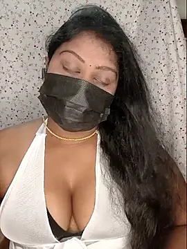 Romantic Woman online show from 15, 5, 2026