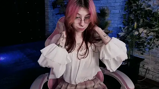 Alice Nyx online show from 29, 6, 2026