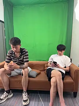 Snapshot of wxh8866 chatting on 5, 4, 2026 wxh8866 online show from 5, 4, 2026